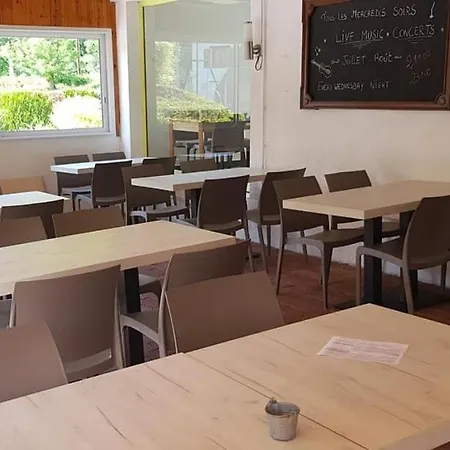 苏蕾邂逅露营地 Le Bourg-dʼOisans